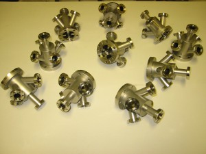 Custom designed UHV parts for vacuum measurement devices